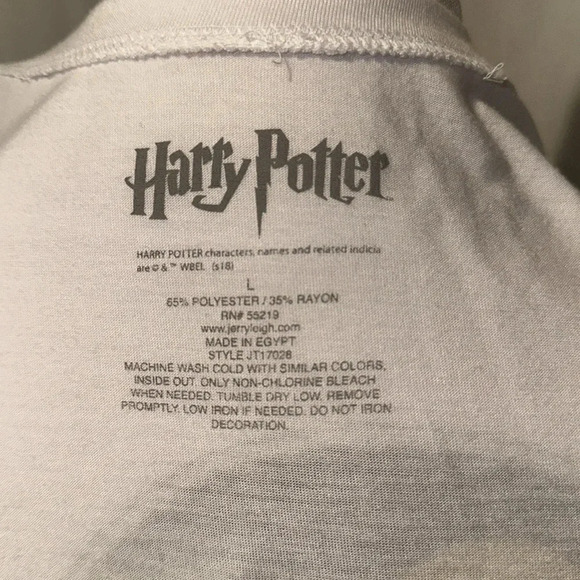 large white black & gold Harry Potter graphic tshirt - Picture 3 of 3